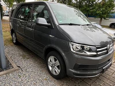 Second-hand VW T6 Comfortline 150 CP (110 kW) 2019 Gri Van