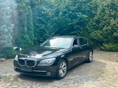 Gebraucht BMW 730 245 PS (180 kW) 2011 Schwarz Limousine
