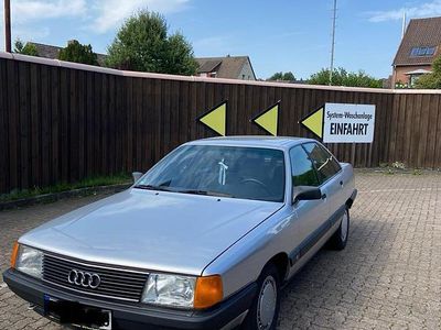 Usata Audi 100 133 CV (97 kW) 1990 Argento Berlina