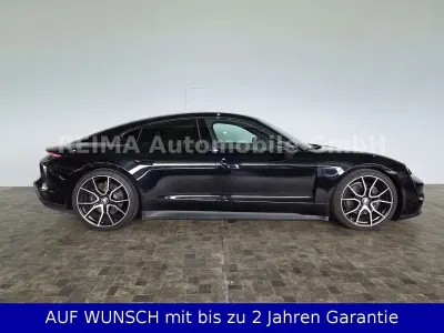 Gebraucht Porsche Taycan Performance Package 350 kW (476 PS) 2022 Tiefschwarzmetallic Limousine