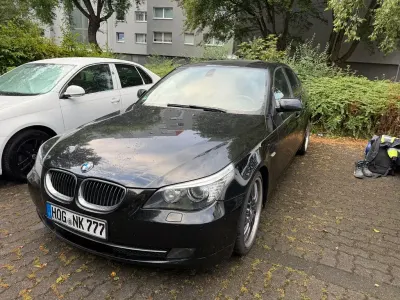 Gebraucht BMW 530 Lifestyle 235 PS (172 kW) 2009 Schwarz Limousine