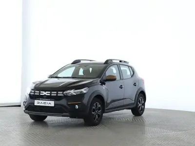 Używany Dacia Sandero Extreme 101 KM (74 kW) 2025 Czarny Sedan/Limuzyna
