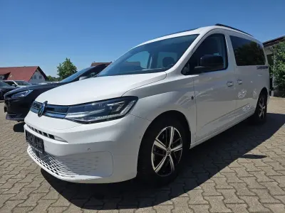 Gebraucht VW Caddy Maxi Life 122 PS (89 kW) 2024 Weiß Van / Kleinbus