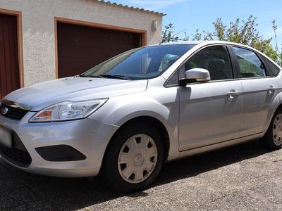 Usata Ford Focus 100 CV (73 kW) 2010 Argento Berlina