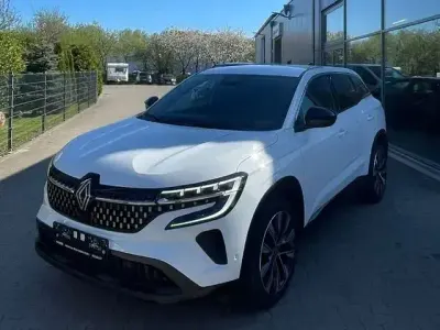 Usata Renault Austral Techno 158 CV (116 kW) 2024 Bianco SUV
