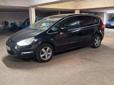 Second-hand Ford S-MAX S 200 CP (147 kW) 2011 Negru Monovolum