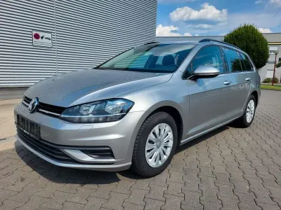 Gebraucht VW Golf VII 116 PS (85 kW) 2018 Grau Limousine