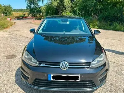 Gebraucht VW Golf VII Highline 150 PS (110 kW) 2016 Schwarz Limousine