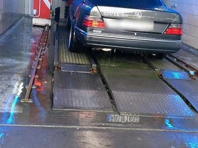 Gebraucht Mercedes 300 270 PS (198 kW) 1989 Andere farben Coupé