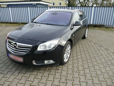 gebraucht Opel Insignia 2.0 cdti Sports Tourer aus 5/09 HU/AU 5-25