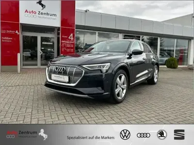 Gebraucht Audi e-tron Advanced 300 kW (408 PS) 2022 Manhattan gray metallic SUV