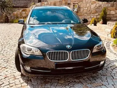 Gebraucht BMW 530 244 PS (179 kW) 2011 Andere farben Kombi