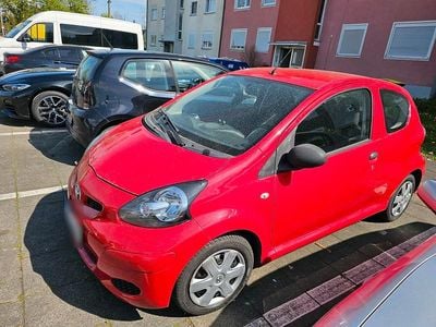 Usata Toyota Aygo 60 CV (44 kW) 2010 Rosso Utilitaria