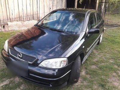Gebraucht Opel Astra 75 PS (55 kW) 2001 Schwarz Limousine