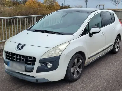 Gebraucht Peugeot 3008 Premium 120 PS (88 kW) 2010 Weiß Limousine