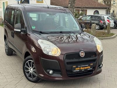 Usata Fiat Doblò Dynamic 90 CV (66 kW) 2011 Marrone Monovolume