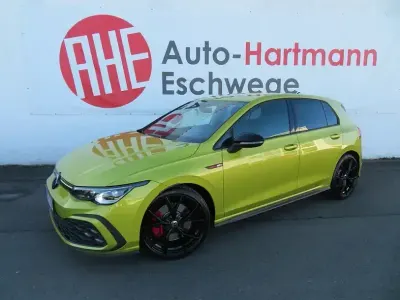 Gebraucht VW Golf VIII GTI 245 PS (180 kW) 2022 Limonengelb Limousine