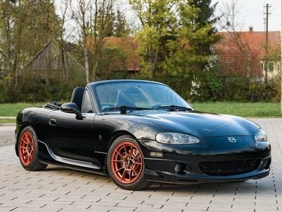 Second-hand Mazda MX5 Sportive 145 CP (106 kW) 2002 Negru Cabrio