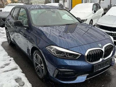 Phytonicblau metallic Gebraucht 2022 BMW 118 Shadowline Kleinwagen | 23.750 € (Guter Preis)