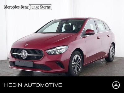 Gebraucht Mercedes B250e Progressive 163 PS (119 kW) 2025 Rot Van / Kleinbus