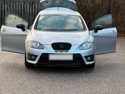 Gebraucht Seat Leon 105 PS (77 kW) 2010 Silber Kleinwagen