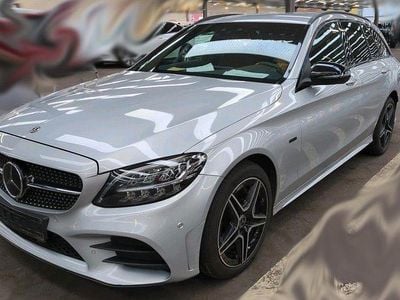 Silber Gebraucht 2020 Mercedes C300e AMG line Kombi | 22.900 € (Etwas zu teuer)