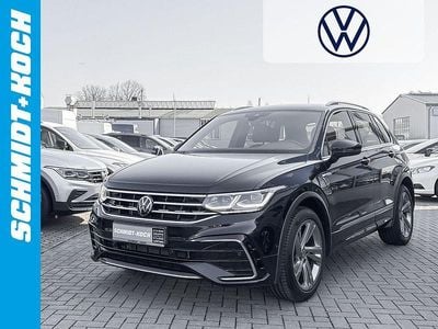 Gebraucht VW Tiguan R-line 150 PS (110 kW) 2023 Deep black perleffekt (schwarz) SUV