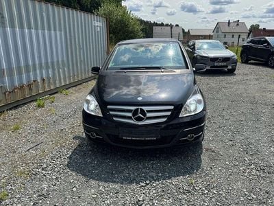 Mercedes B200