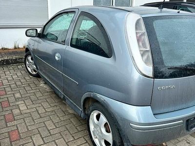 Gebraucht Opel Corsa 70 PS (51 kW) 2006 Silber Kleinwagen