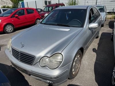 Mercedes C220