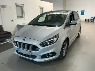 Gebraucht Ford S-MAX Titanium 209 PS (153 kW) 2016 Silber Van / Kleinbus