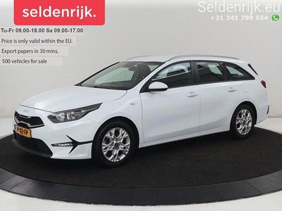 Usata Kia Ceed Comfort 120 CV (88 kW) 2022 Bianco Utilitaria