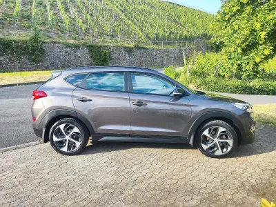 Gebraucht Hyundai Tucson Premium 185 PS (136 kW) 2016 Grau SUV