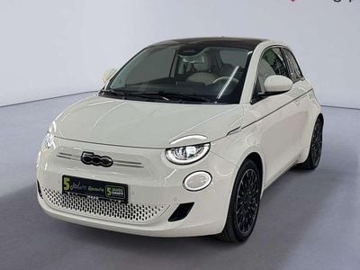 Gebraucht Fiat 500e La Prima 86 kW (118 PS) 2023 Arktis weiß Kleinwagen