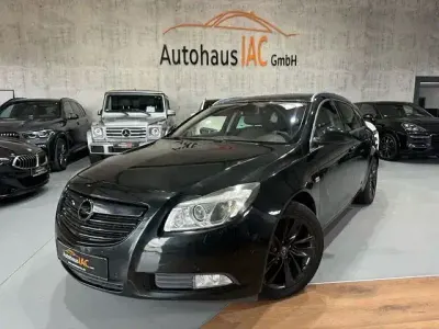 Gebraucht Opel Insignia Cosmo 160 PS (117 kW) 2009 Schwarz Kombi