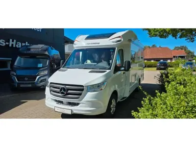 Gebraucht Weinsberg CaraCompact 170 PS (125 kW) 2022 Weiss Van