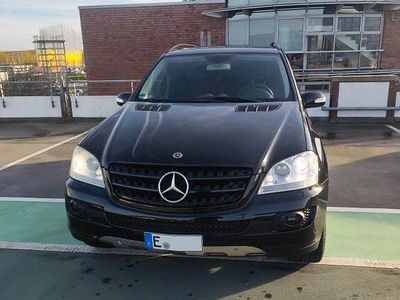 Gebraucht Mercedes ML500 306 PS (225 kW) 2005 Schwarz SUV
