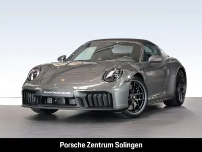 Neu Porsche 911 Carrera 4 GTS Targa 541 PS (397 kW) 2026 Aventuringrünmetallic Cabrio