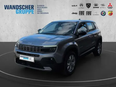 Neu Jeep Avenger Altitude 110 PS (80 kW) 2025 Grauandere SUV