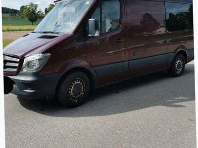 Gebraucht Mercedes Sprinter 163 PS (119 kW) 2018 Rot Van