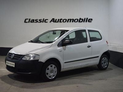 Gebraucht VW Fox 54 PS (39 kW) 2008 Weiß Kleinwagen