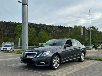 Gebraucht Mercedes E350 Avantgarde 231 PS (169 kW) 2009 Schwarz Limousine
