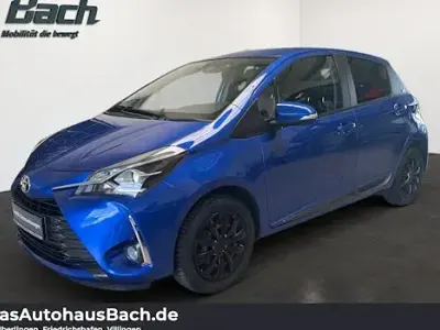Brugt Toyota Yaris Club 111 HK (81 kW) 2019 Blå Sedan