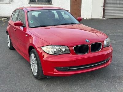 Gebraucht BMW 118 143 PS (105 kW) 2009 Rot Kleinwagen