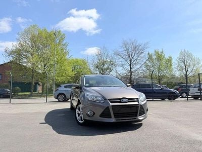 Begagnad Ford Focus Titanium 125 HK (91 kW) 2012 Brun Sedan