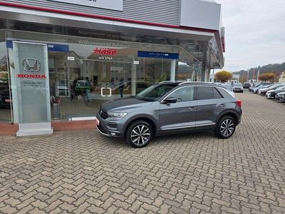 Second-hand VW T-Roc Style 150 CP (110 kW) 2021 Gri SUV