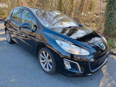 Gebraucht Peugeot 308 Platinum 120 PS (88 kW) 2011 Schwarz Limousine