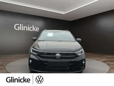 Gebraucht VW Taigo R-line 116 PS (85 kW) 2026 Deep black perleffekt SUV