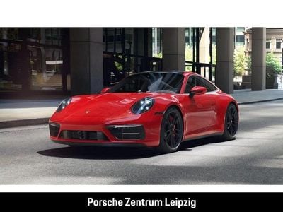 Porsche 911 Carrera 4 GTS