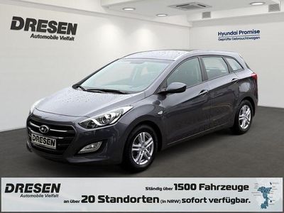 Grau Gebraucht 2015 Hyundai i30 Classic Kombi | 9.990 € (Teuer)